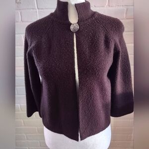 Brown Retro Looking 3/4 Sleeve Sweater